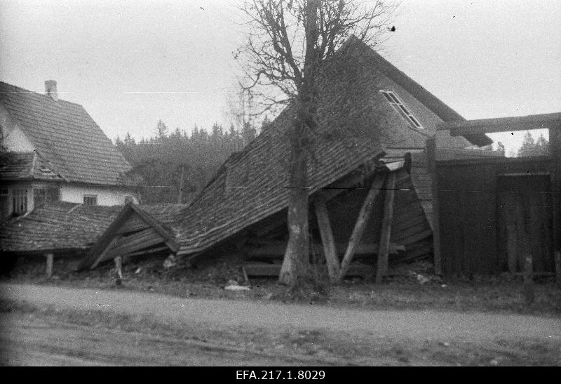 Ruins of residential buildings on Viljandi Street.
