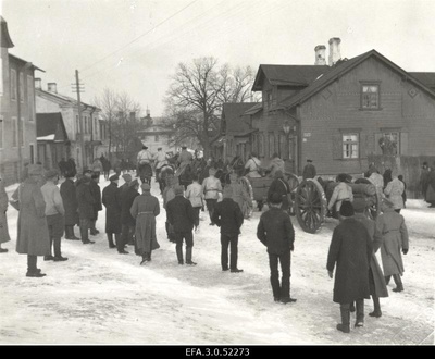 War of Liberty. 1. Fortress Raske Artificial Army Divisjoni independent heavy batterie on Liivalaia street moving the arm on the front of the Telliiskopli railway station.  duplicate photo