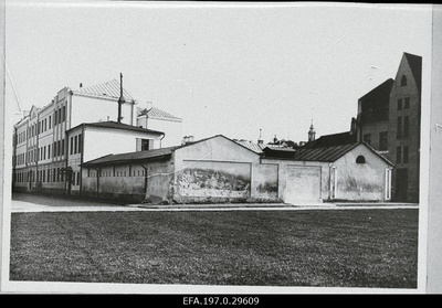 Buildings Lihaturu 7.  similar photo