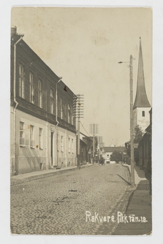 Long street in Rakvere, 1924