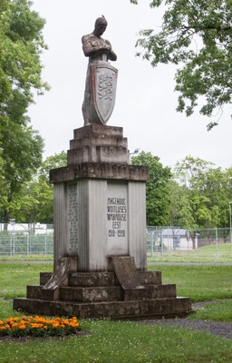 [põltsamaa] monument for those who fell in the War of Independence rephoto