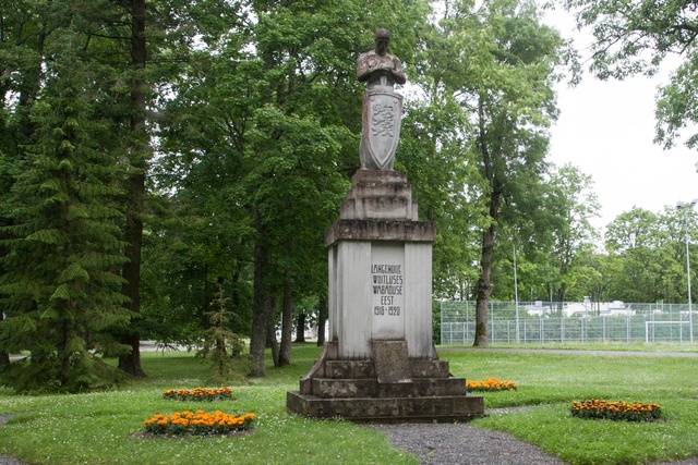 Monument of the War of Independence rephoto