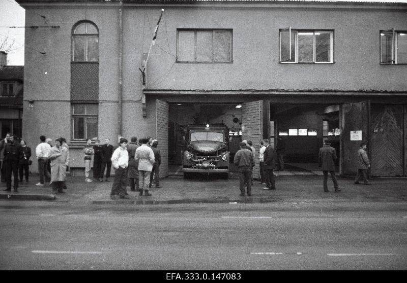 Two necessary fire-fighting cars sent to Tallinn from Sweden to the city of Göteborg.
