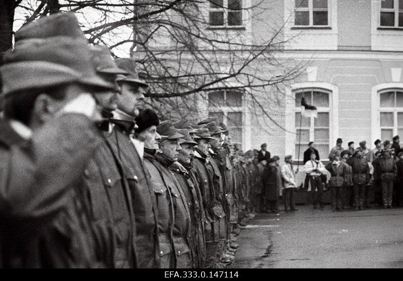 Celebration of the Defence Forces of the Republic of Estonia on Lossiplats in the event of departure from the office of President of the Government of the Republic Edgar Savisaare.