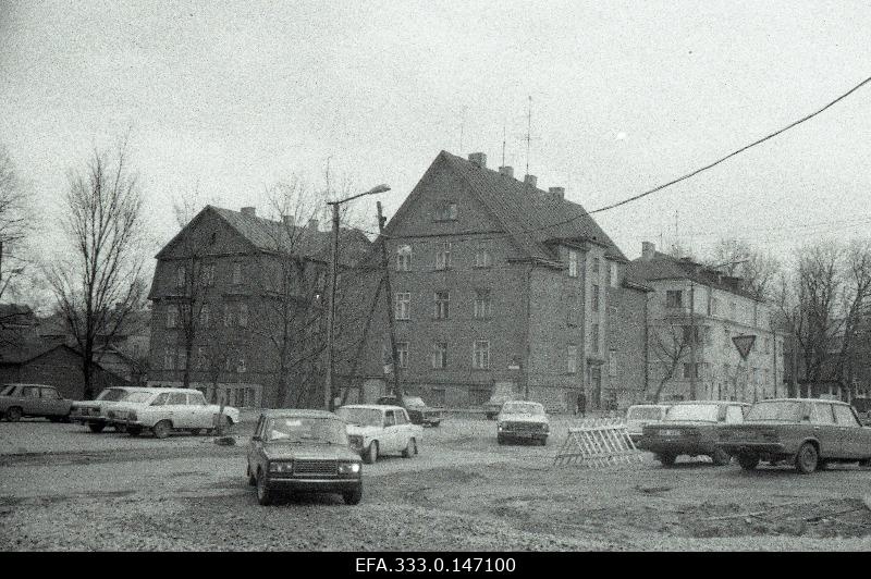 View on the corner of Tomb and Lomonossov Street.