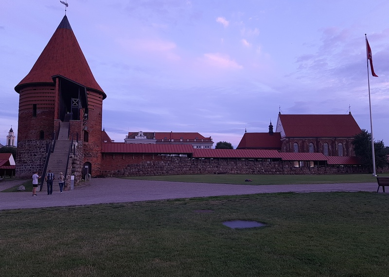 Kaunas Castle and St. Church of Jurgis Kankinis rephoto