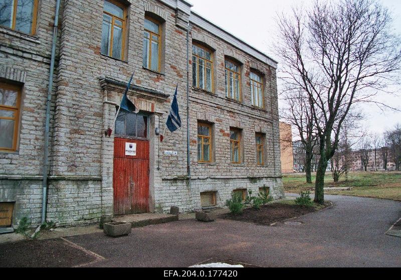 Paldiski city government building.