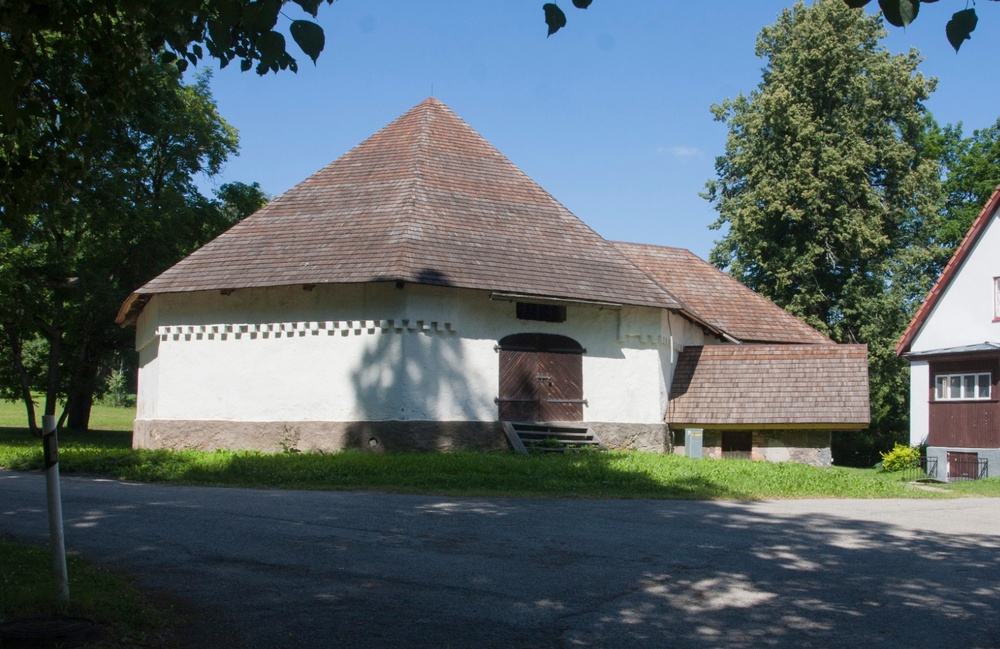 Hellenurme mõisa ait rephoto