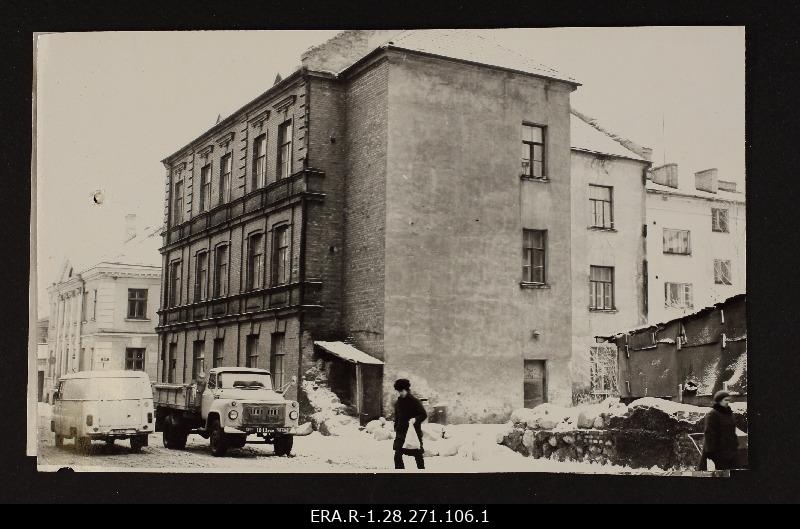 View of the living house in Tartu, June 21st Street, which needs to be dismantled