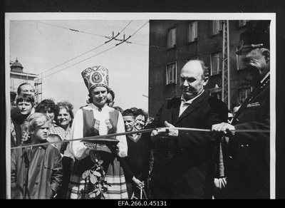 The Chairman of the Executive Committee of Tallinn City TsN J. Undusk opens the first troll bus line Theatre Estonia - Hipodroom.  similar photo