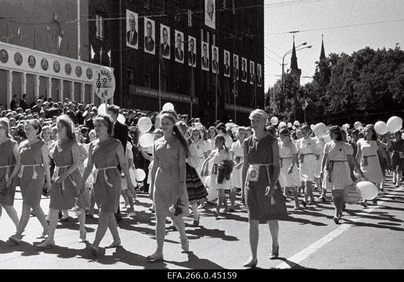 Children's Choirs in the 16th General Song Festival of the Estonian Soviet Union in 1965.