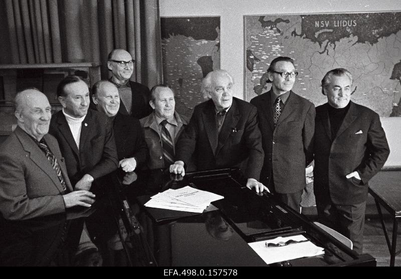 The Quartet of the National Academic Male Choir with the composer and conductor Gustav Ernesaksa (better 3. ).
