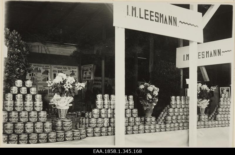 I.m. Leesmann's Cannabis Conservation Industry "Tallinna kilo" exhibition