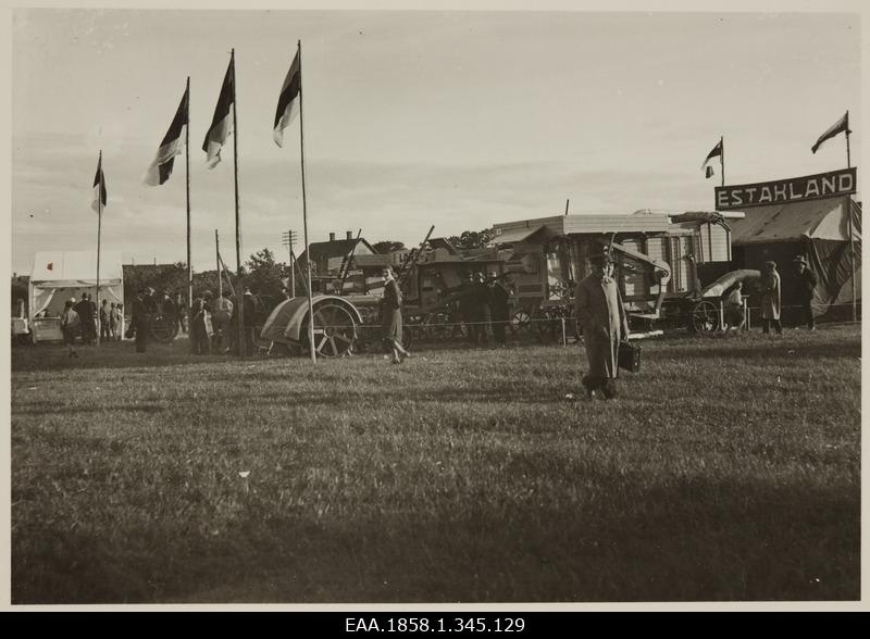 Exhibition of agricultural towers at the Tartu exhibition