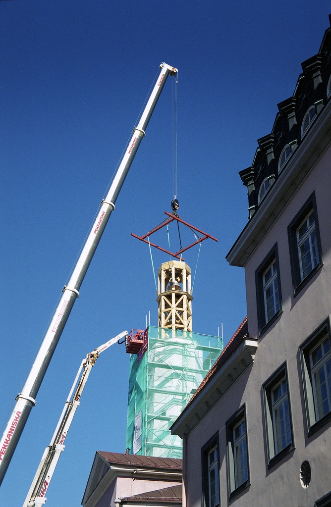 Placement of the St. Spirit Tower stone 27.05.03 (10)