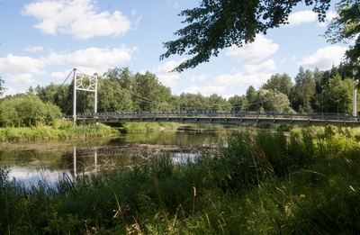 Rippsild Pärnu jõel Kurgja-Suurejõe maanteel rephoto