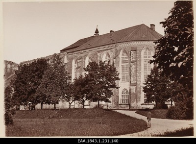 Ruins of Tartu Toomkirik (University Library) from Lossi Street  duplicate photo