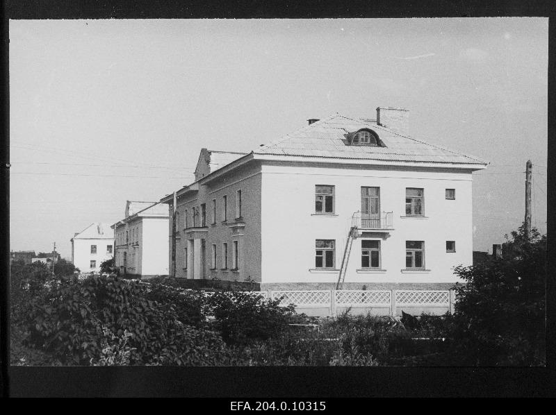 New dwellings for Narva builders on Jaan Tombi Street.