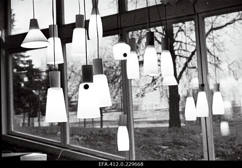 Exhibition-review of household goods and cultural goods in Lillepaviljon.