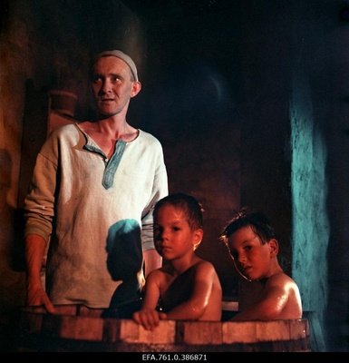 Filming the "Earl" film. Arvo Kukumägi about Kaarel Peterson. Children of Petersons.  similar photo
