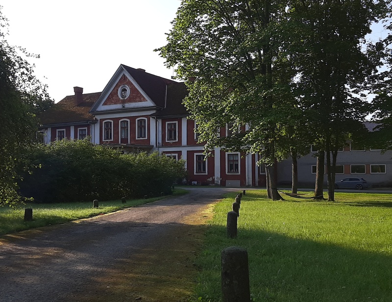 Ravila Manor. rephoto