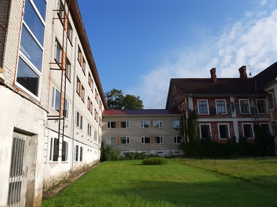 Main building of Ravila Manor, 19th-20th century. rephoto