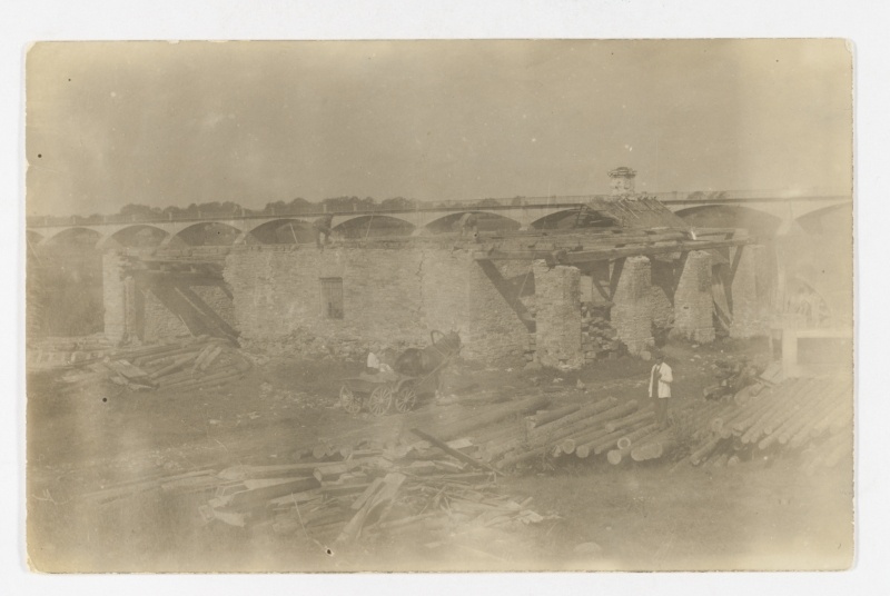 Ruins in Kasari