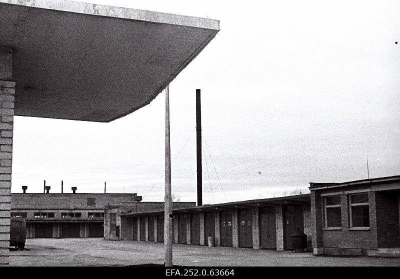 New motel in Veerenn Street.
