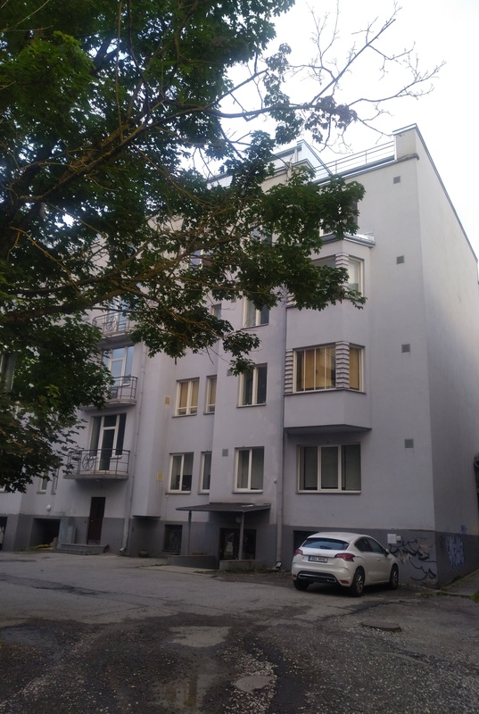 Korterelamu Tallinnas Pärnu mnt 23, hoovivaade. Arhitekt Eugen Sacharias rephoto