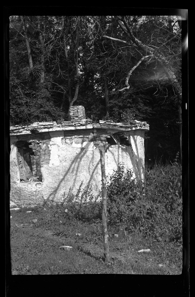 Orgita mõisa vahimajakese varemed (1943)