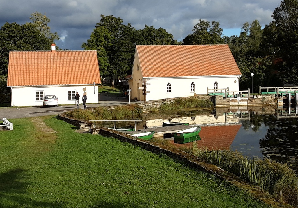 Evald Tammlaane's birthplace - Vihula Manor assistant building rephoto