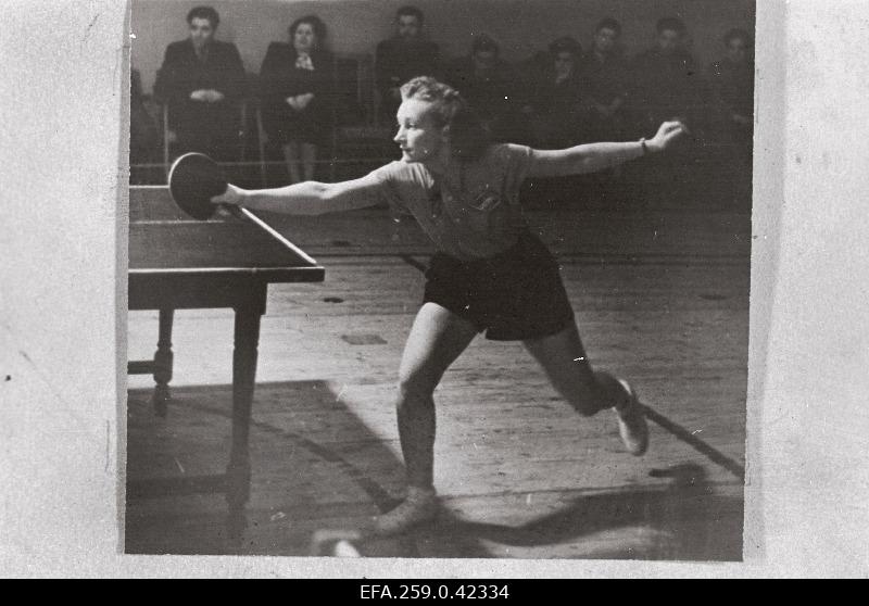 Evelin Lestal at the individual premieres of the Soviet Union in the table tennis in 1955.
