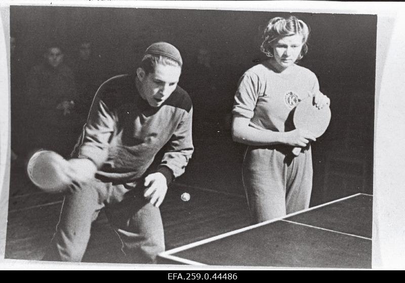 The best mixed pair of the continents at republic front competitions in the table tennis e. Raudmäe and R. Kaarjas.