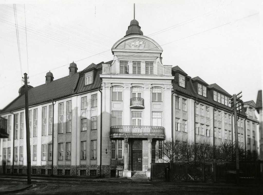 Building of Tallinn Maritime School