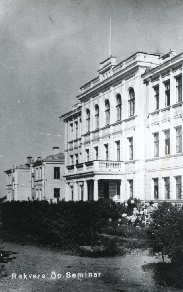 Views of Rakvere Teachers Seminar buildings and interior rooms until 1989
