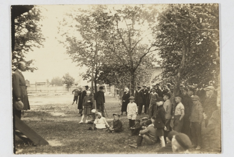 Forest Day organized by Voltwet Forest School in Kilingi-Nõmme Fire Fire Garden, 1934