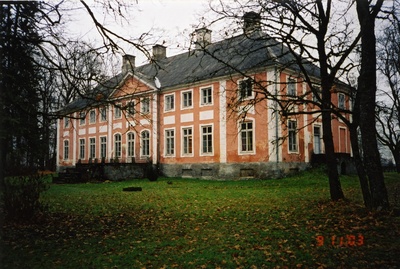 Sargvere Manor  similar photo