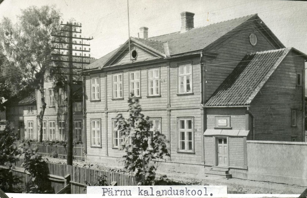 Pärnu Fishing School building