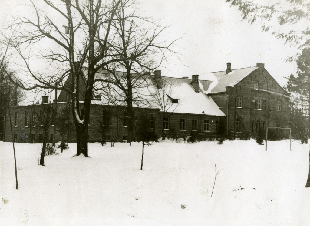 Valga 1. 8-kl School building