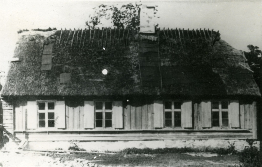 Randvere schoolhouse