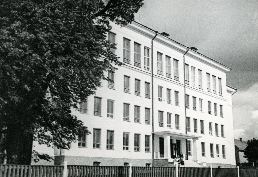 Võru 1. High school building