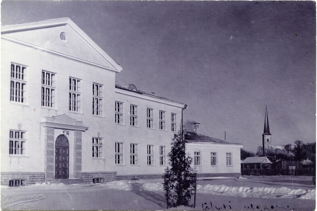 Jõhvi primary school, Jõhvi Gymnasium and Jõhvi secondary school