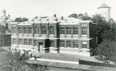 Building of Paide College and School of Commerce  duplicate photo