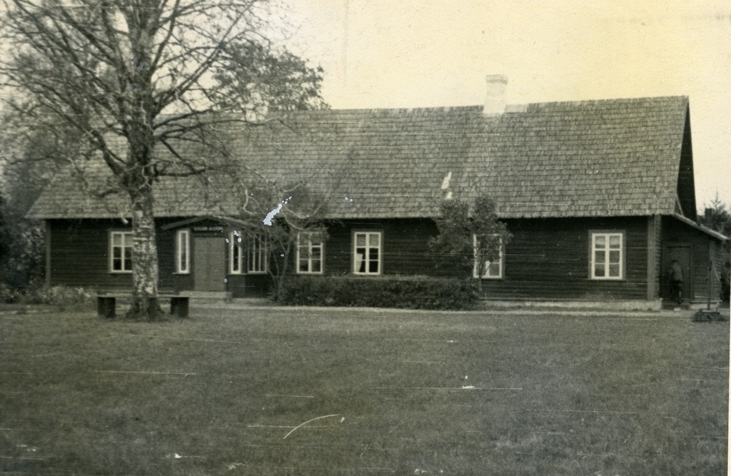 Camera Start School buildings in Jôgevamaa