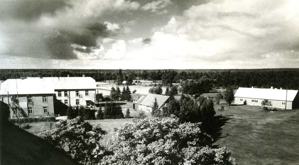 Leisi school in 1961 a