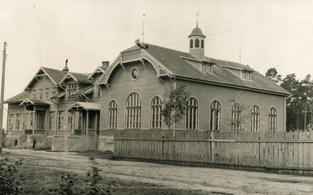 Pärnu City 7. Primary school building