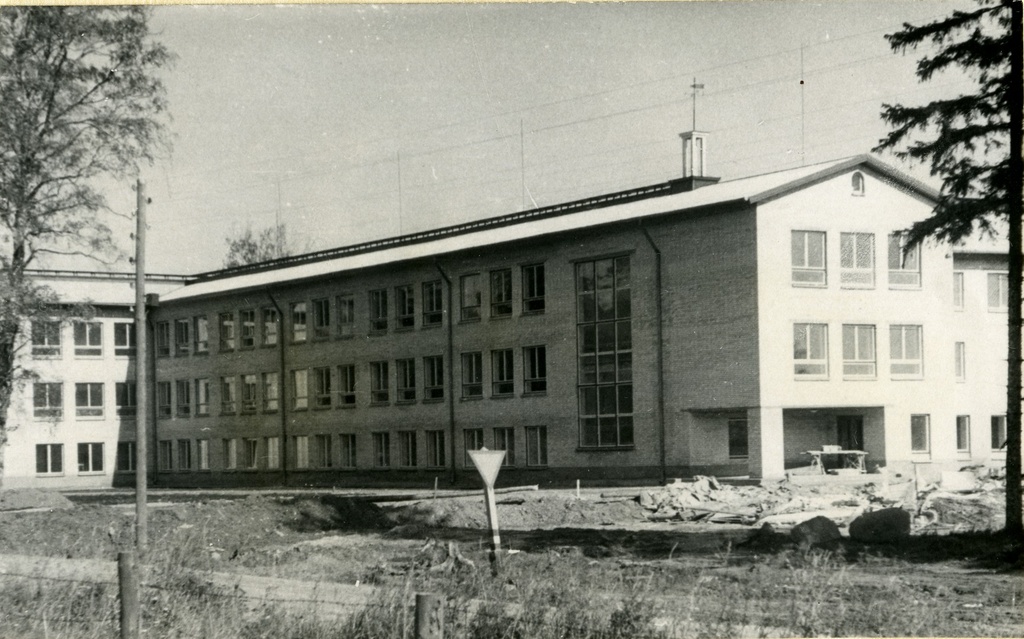 Alatskivi Secondary School Buildings