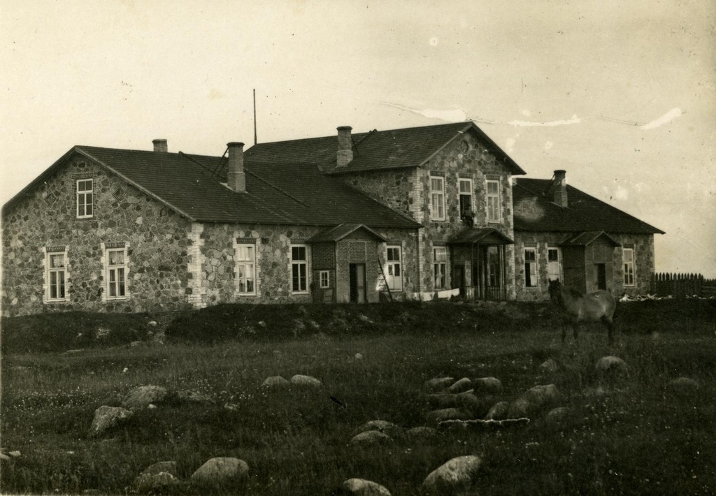 Estonian School House from the beginning of the 20th century