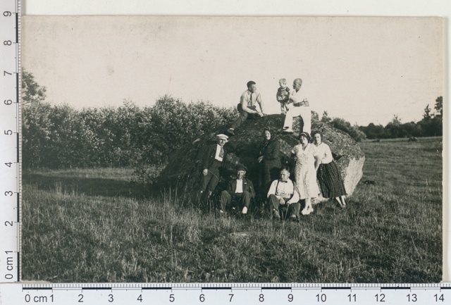 Rändstone Sandla Manor in the field, Saaremaa 1925