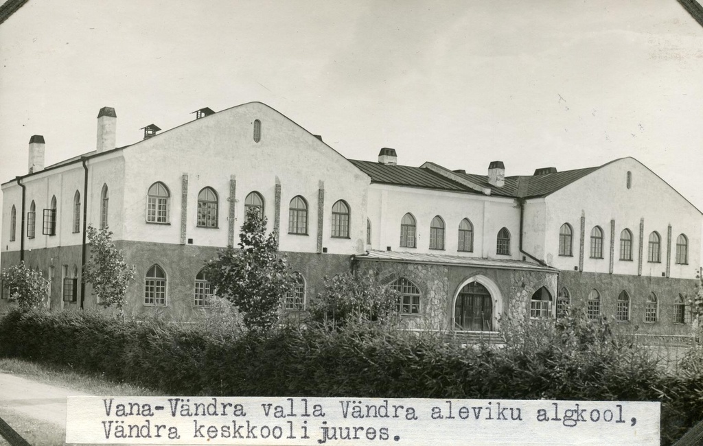 Vana-Vändra rural municipality Vändra aleviku 6-kl primary school and economics secondary school building